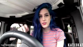 Slutty redhead with large bum offers ranch man a strong blowjob in the car wwwxcom