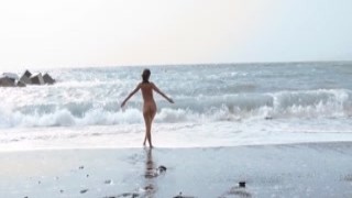 Demi Fray - Seaside Vibes