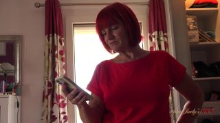 Amateur redhead girlfriend masturbating and drawing dick in the washroom hanamiblossom mfc